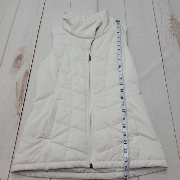 The North Face Pseudio cream quilted vest zip slim - Picture 3 of 11